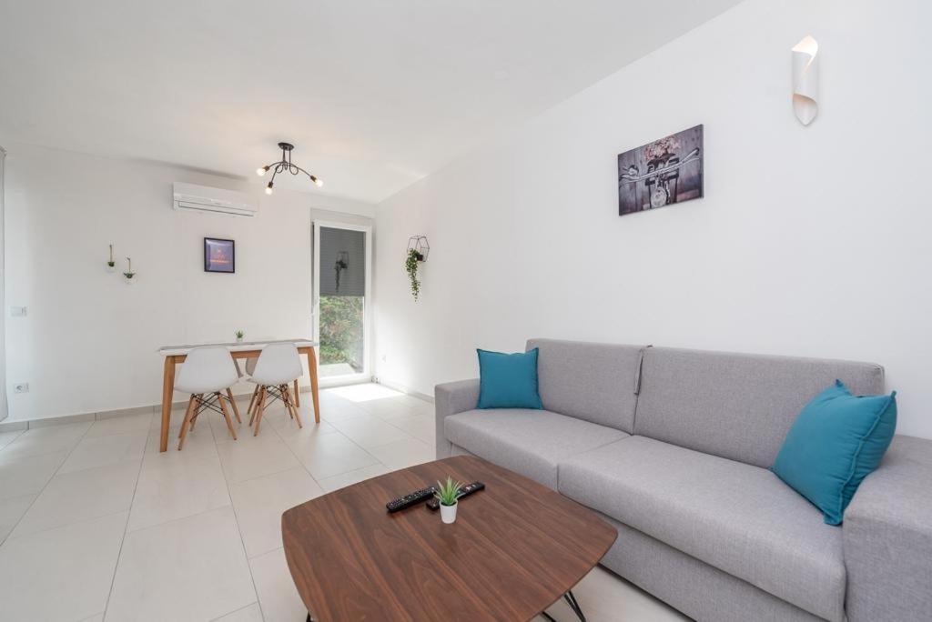 Apartments House Novel Novalja Zewnętrze zdjęcie